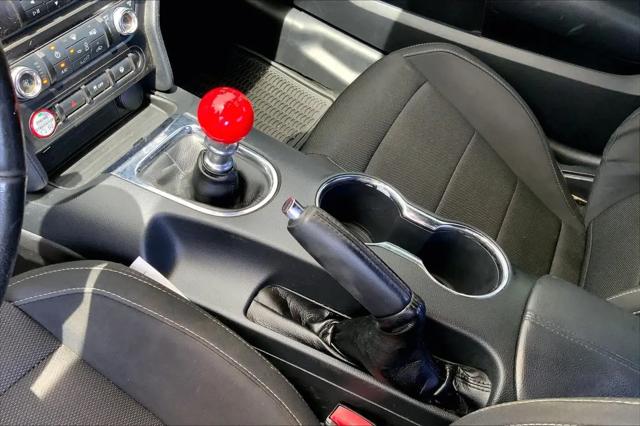 2017 Ford Mustang V6