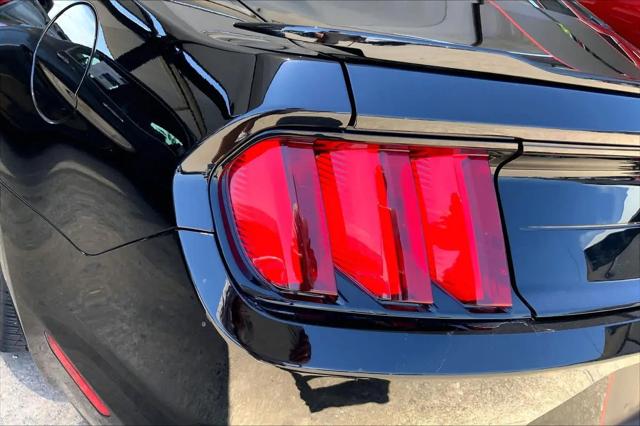 2017 Ford Mustang V6