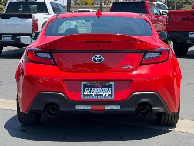 2025 Toyota GR86 Premium