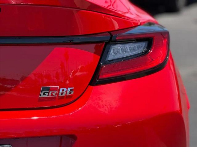 2025 Toyota GR86 Premium