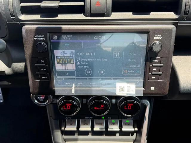 2025 Toyota GR86 Premium