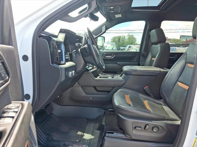 2024 GMC Sierra 2500HD 4WD Crew Cab Standard Bed AT4