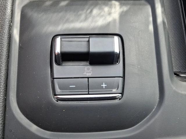 2024 GMC Sierra 2500HD 4WD Crew Cab Standard Bed AT4