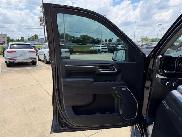 2022 GMC Sierra 1500 4WD Crew Cab Short Box SLT