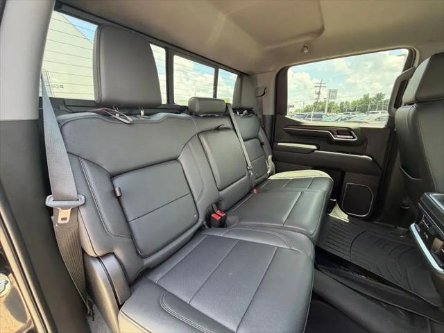 2022 GMC Sierra 1500 4WD Crew Cab Short Box SLT