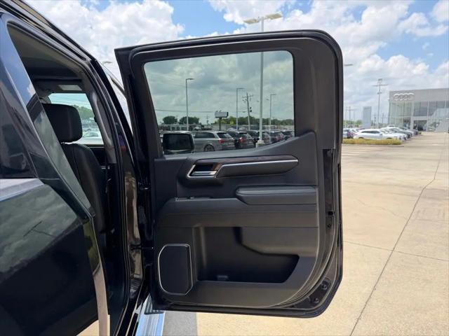2022 GMC Sierra 1500 4WD Crew Cab Short Box SLT