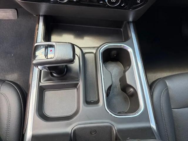 2022 GMC Sierra 1500 4WD Crew Cab Short Box SLT