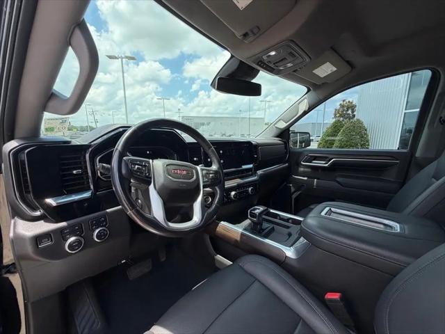 2022 GMC Sierra 1500 4WD Crew Cab Short Box SLT