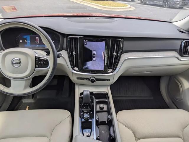 2023 Volvo V60 Cross Country B5 Plus