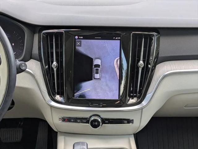 2023 Volvo V60 Cross Country B5 Plus