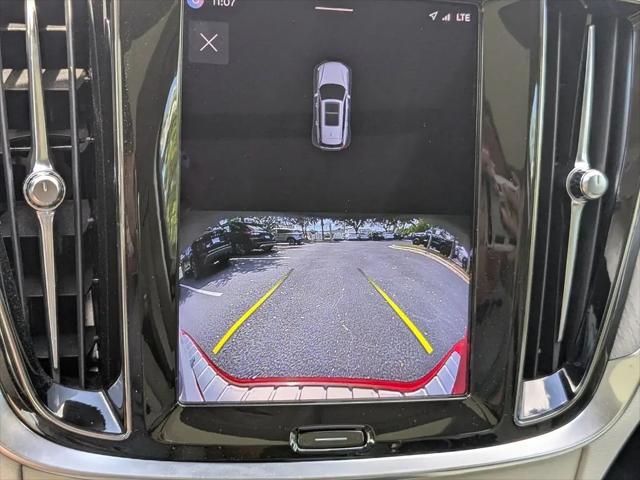 2023 Volvo V60 Cross Country B5 Plus