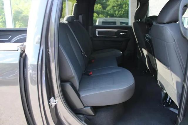 2024 Ram 1500 Classic Warlock Crew Cab 4x2 5'7" Box