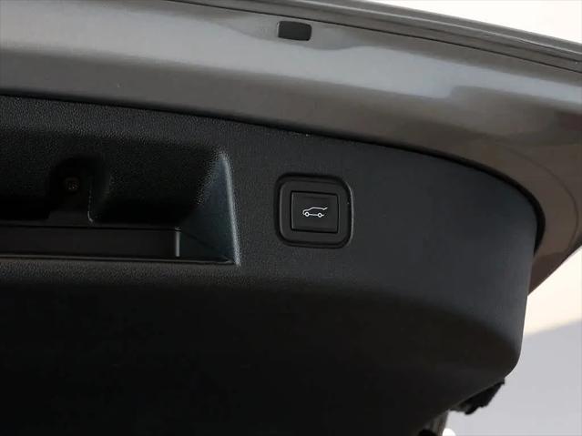 2024 Chevrolet V Blazer eAWD 2LT