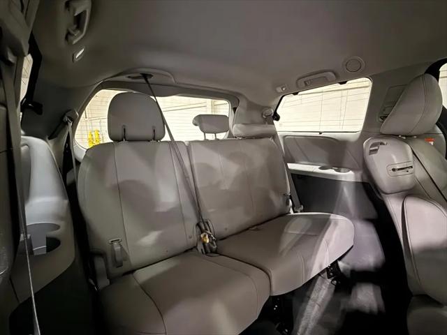 2020 Toyota Sienna XLE