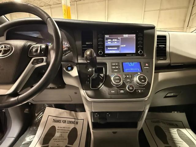2020 Toyota Sienna XLE
