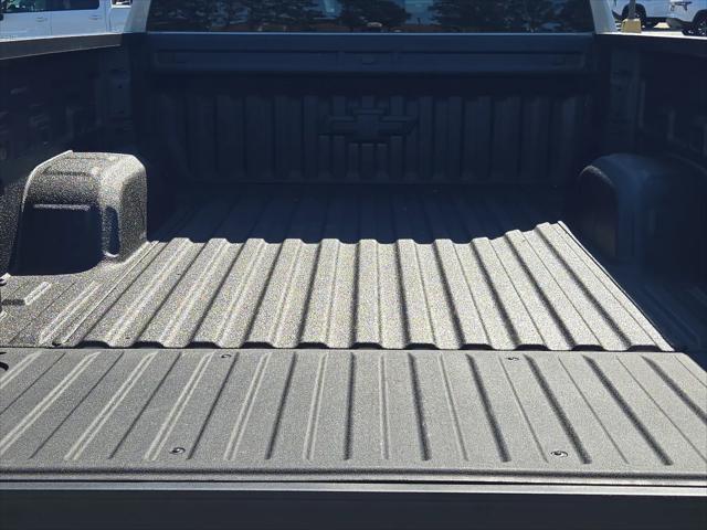 2026 Chevrolet Silverado 1500 4WD Crew Cab Short Bed RST