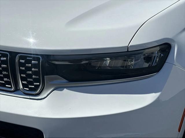 2023 Jeep Grand Cherokee L Summit 4x4