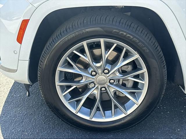 2023 Jeep Grand Cherokee L Summit 4x4