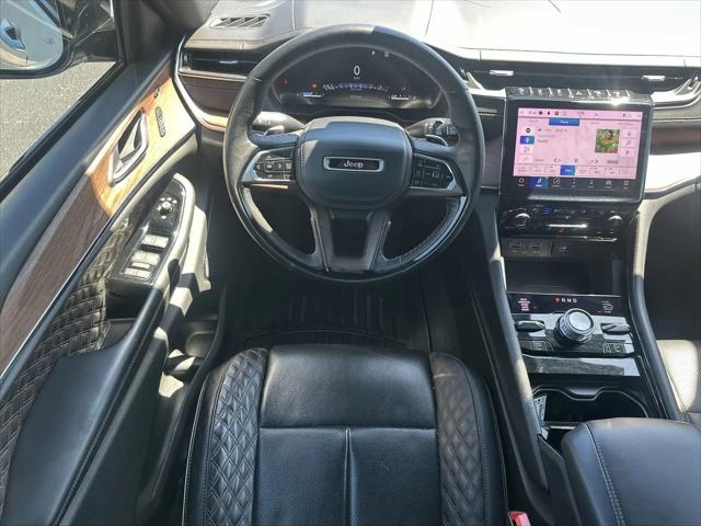 2023 Jeep Grand Cherokee L Summit 4x4