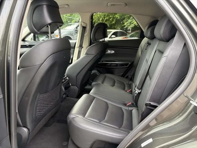 2025 Genesis GV70 2.5T AWD