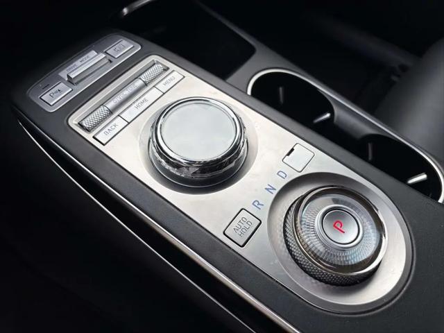 2025 Genesis GV70 2.5T AWD