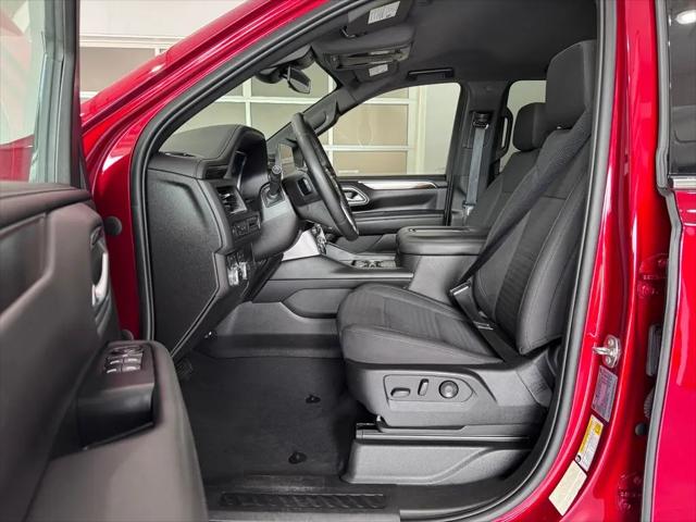 2023 GMC Yukon XL SLE