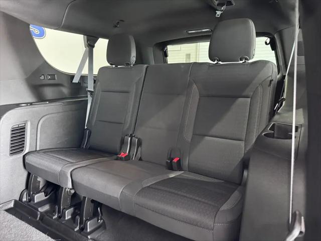 2023 GMC Yukon XL SLE