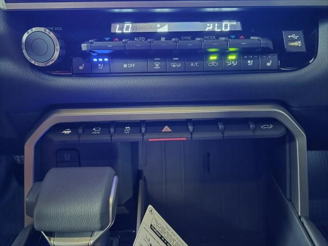2026 Toyota Tundra Limited CrewMax 5.5' Bed