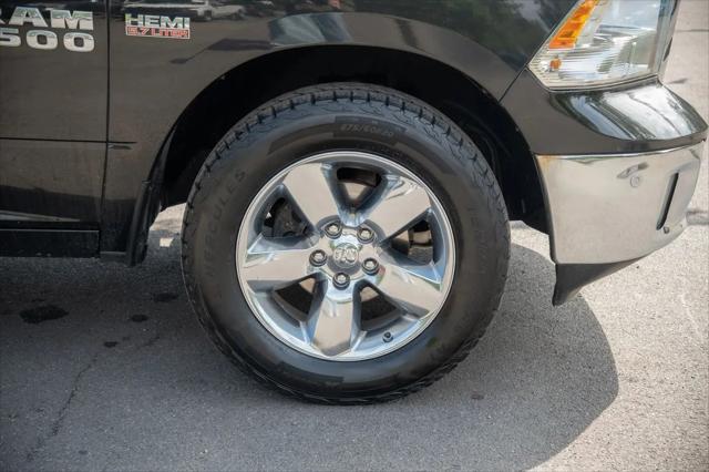 2018 Ram 1500 Big Horn Crew Cab 4x4 5'7" Box