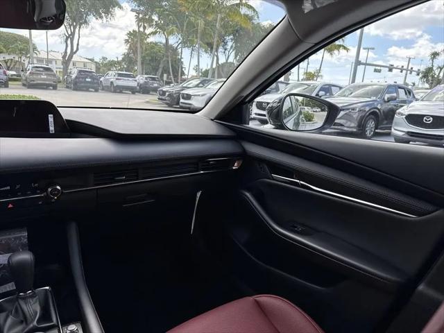 2026 Mazda Mazda3 2.5 S Carbon Edition