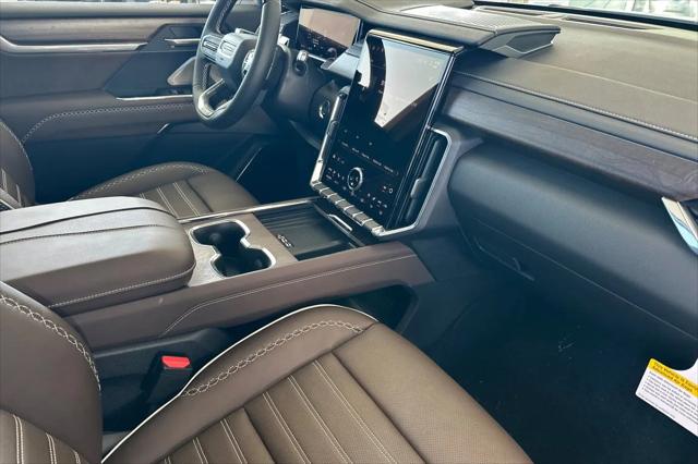 2026 GMC Acadia Denali Ultimate AWD