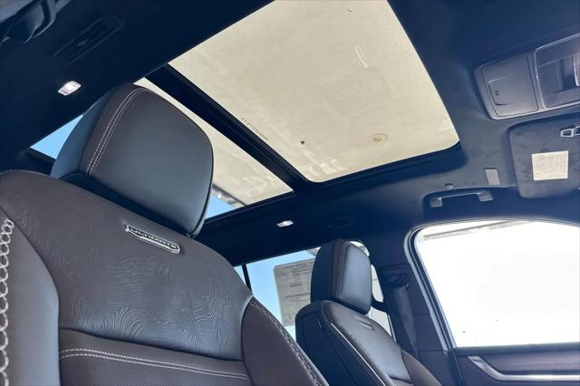 2026 GMC Acadia Denali Ultimate AWD
