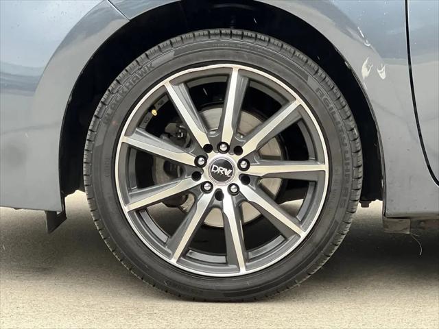 2016 Toyota Corolla LE Plus