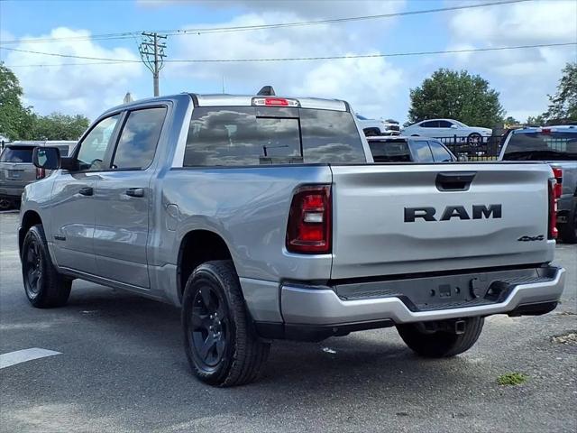 2025 Ram 1500 Tradesman Crew Cab 4x4 5'7" Box