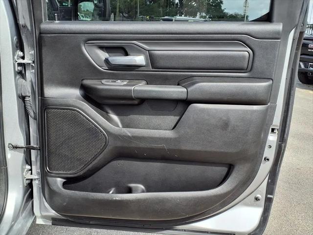 2025 Ram 1500 Tradesman Crew Cab 4x4 5'7" Box