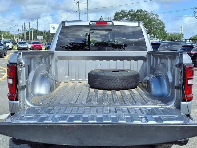 2025 Ram 1500 Tradesman Crew Cab 4x4 5'7" Box