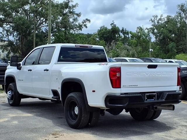 2025 Chevrolet Silverado 3500HD 4WD Crew Cab Long Bed Work Truck