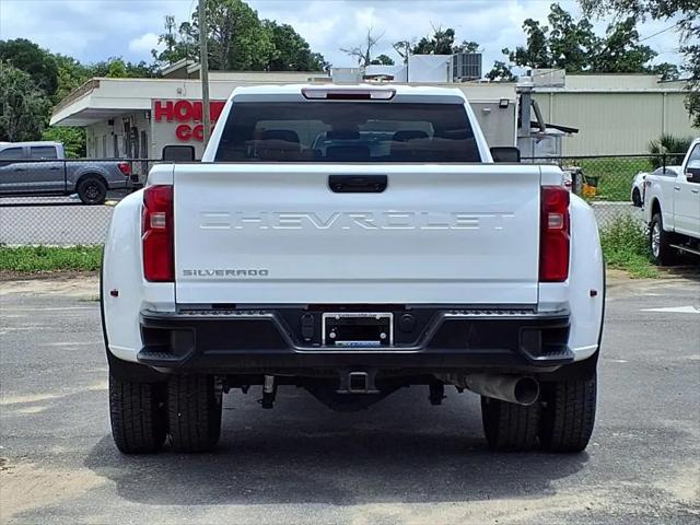 2025 Chevrolet Silverado 3500HD 4WD Crew Cab Long Bed Work Truck