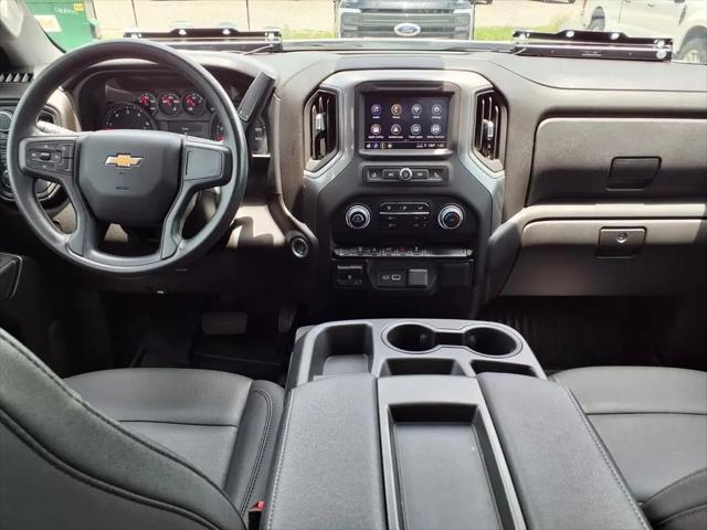 2025 Chevrolet Silverado 3500HD 4WD Crew Cab Long Bed Work Truck