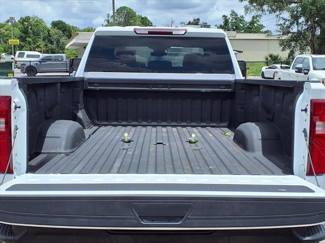 2025 Chevrolet Silverado 3500HD 4WD Crew Cab Long Bed Work Truck