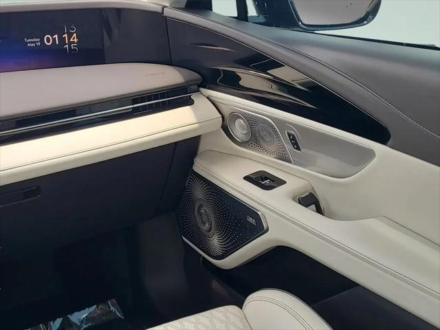 2024 Lincoln Nautilus Black Label
