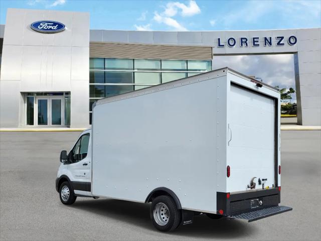 2023 Ford Transit Cutaway T-350