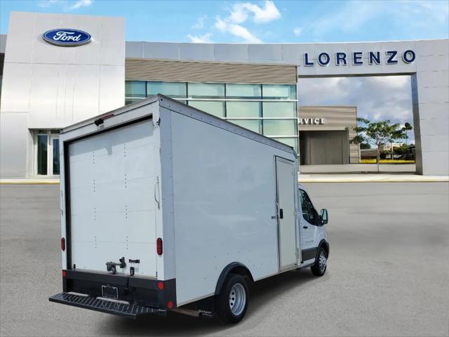 2023 Ford Transit Cutaway T-350