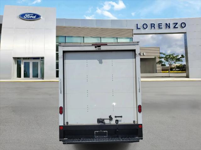 2023 Ford Transit Cutaway T-350
