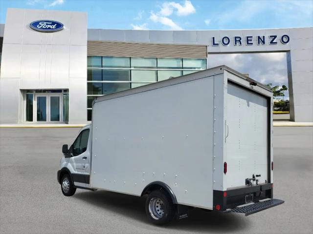 2023 Ford Transit Cutaway T-350