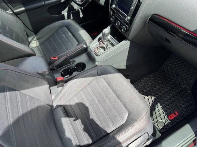 2017 Volkswagen Jetta GLI