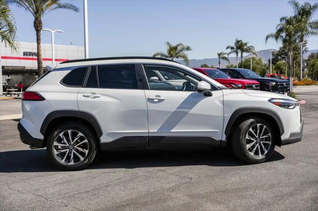 2024 Toyota Corolla Cross XLE