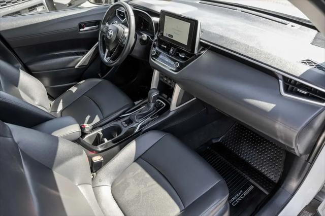 2024 Toyota Corolla Cross XLE