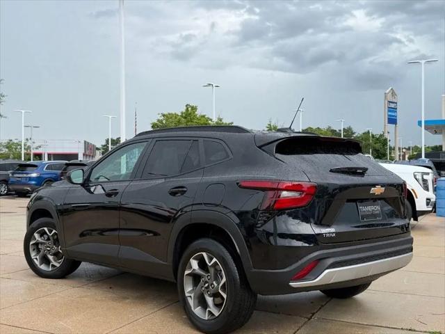 2025 Chevrolet Trax FWD LT