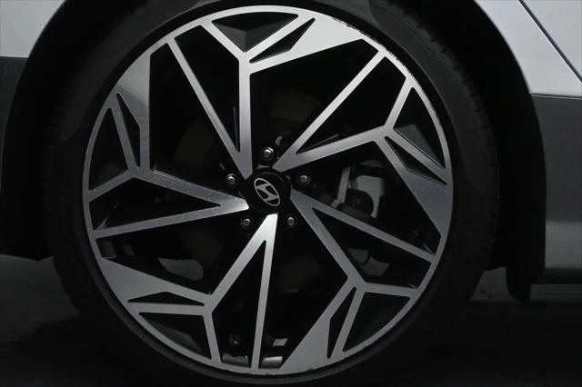 2024 Hyundai IONIQ 6 SEL